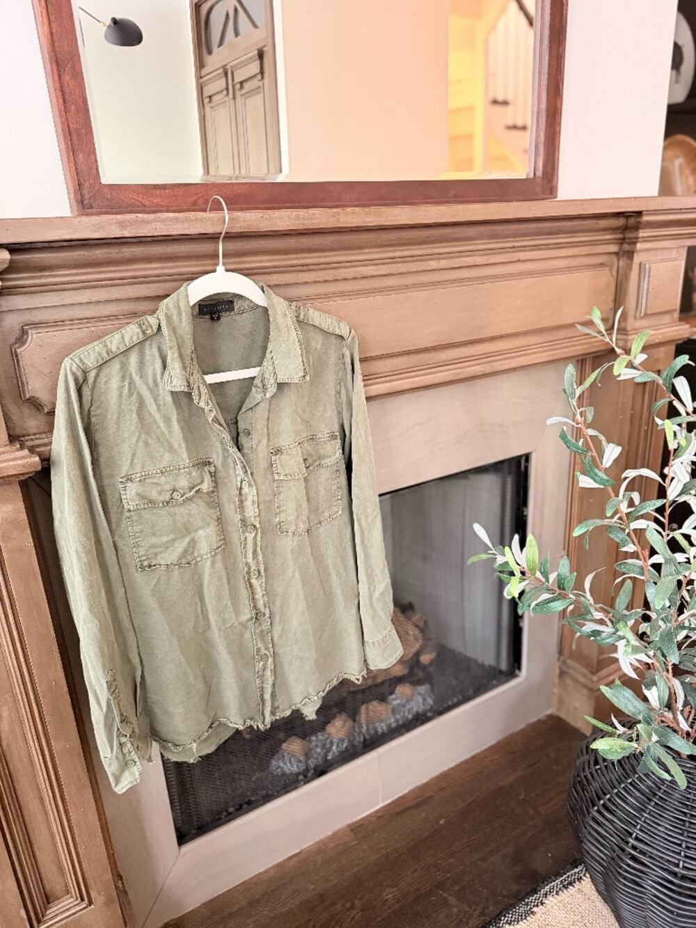 Sanctuary Gibson Raw Hem Button Down Shirt Cadet Green Size Small